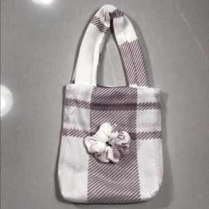 Handmade🧸tote bag with matching hair scrunchie